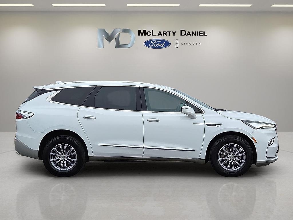 used 2024 Buick Enclave car, priced at $32,251