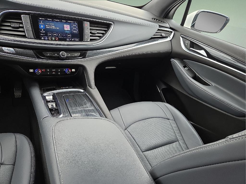 used 2024 Buick Enclave car, priced at $32,251