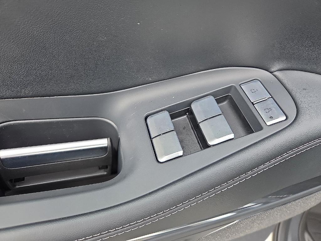 new 2025 Lincoln Navigator car, priced at $93,525