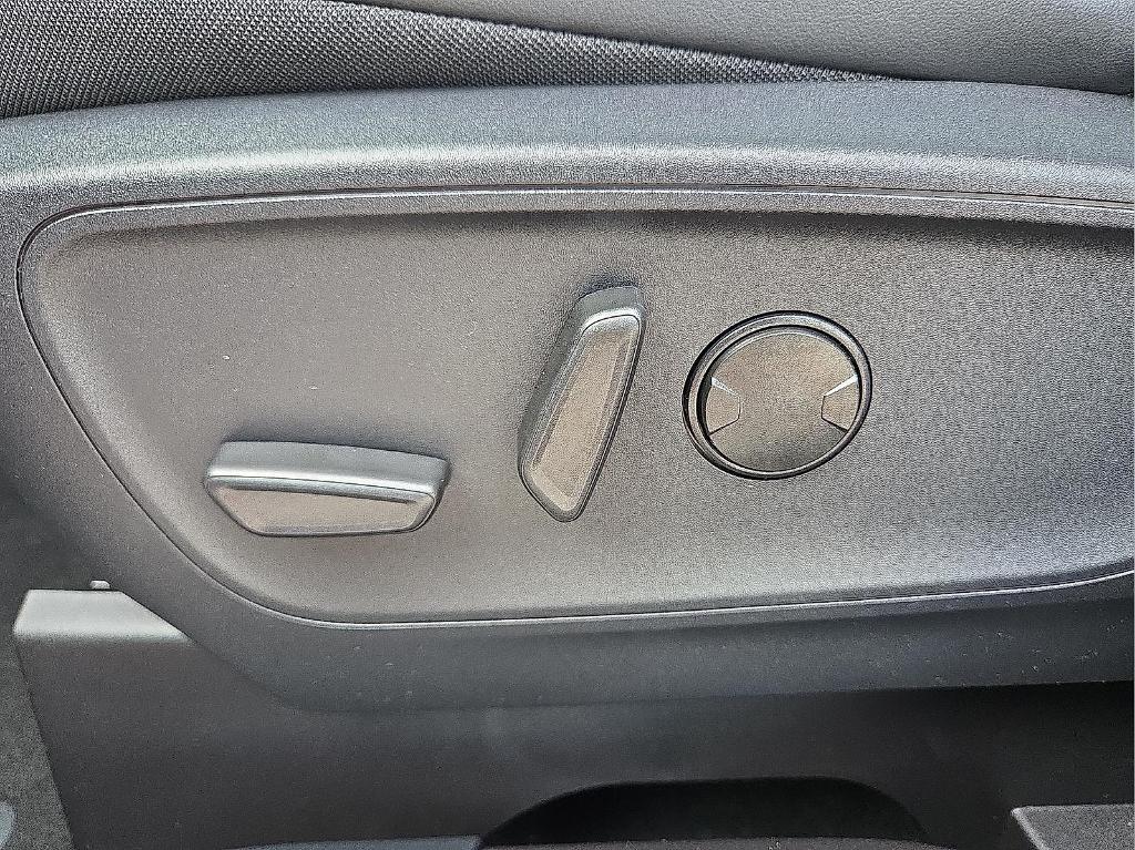 new 2026 Ford Escape car, priced at $28,624