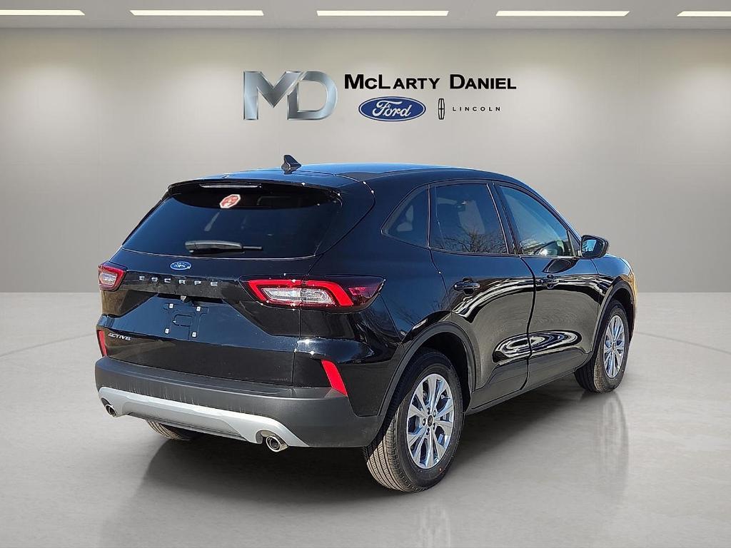 new 2026 Ford Escape car, priced at $27,262