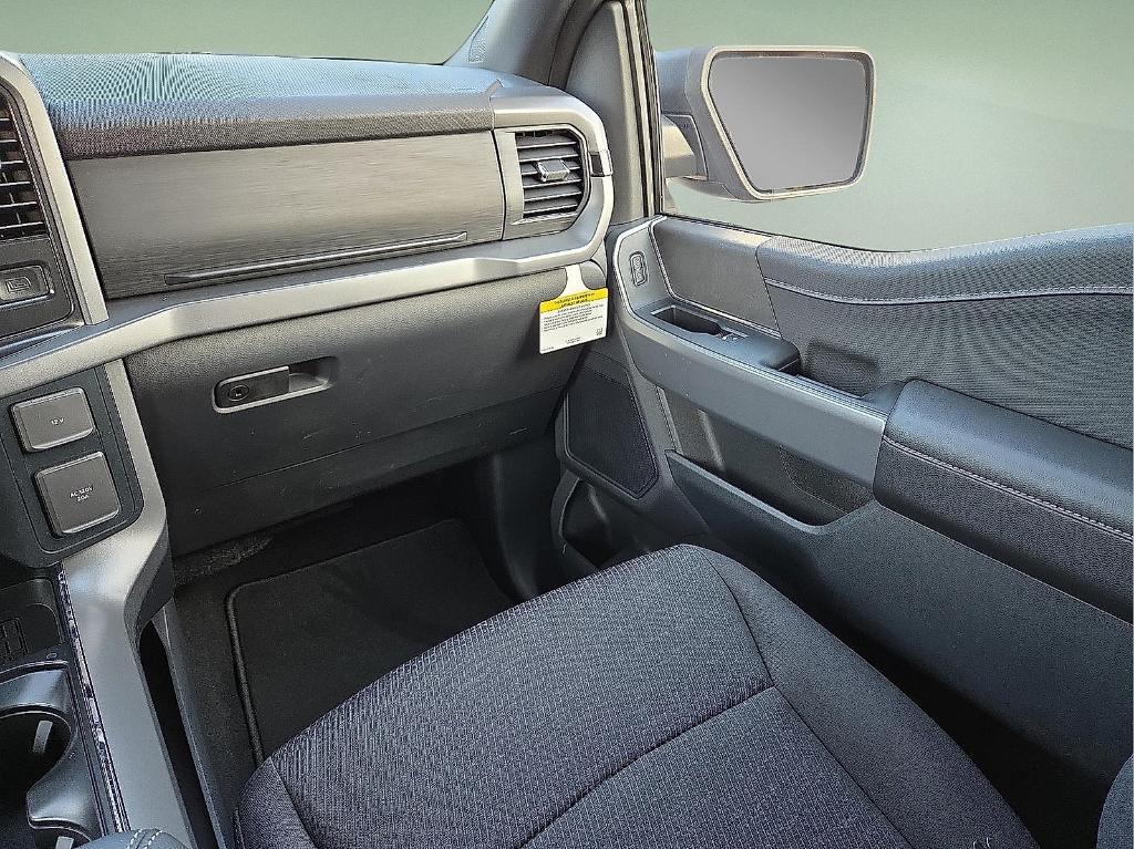 new 2025 Ford F-150 car, priced at $49,273