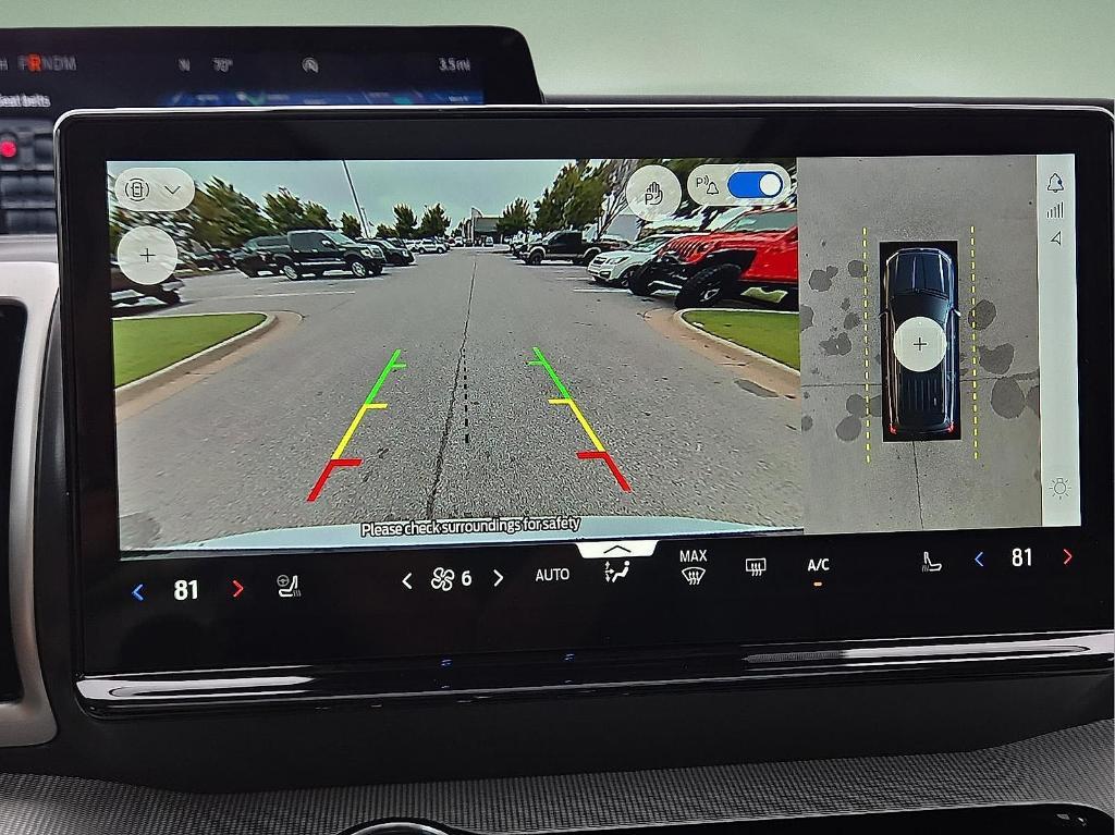 new 2025 Ford Expedition car, priced at $66,412