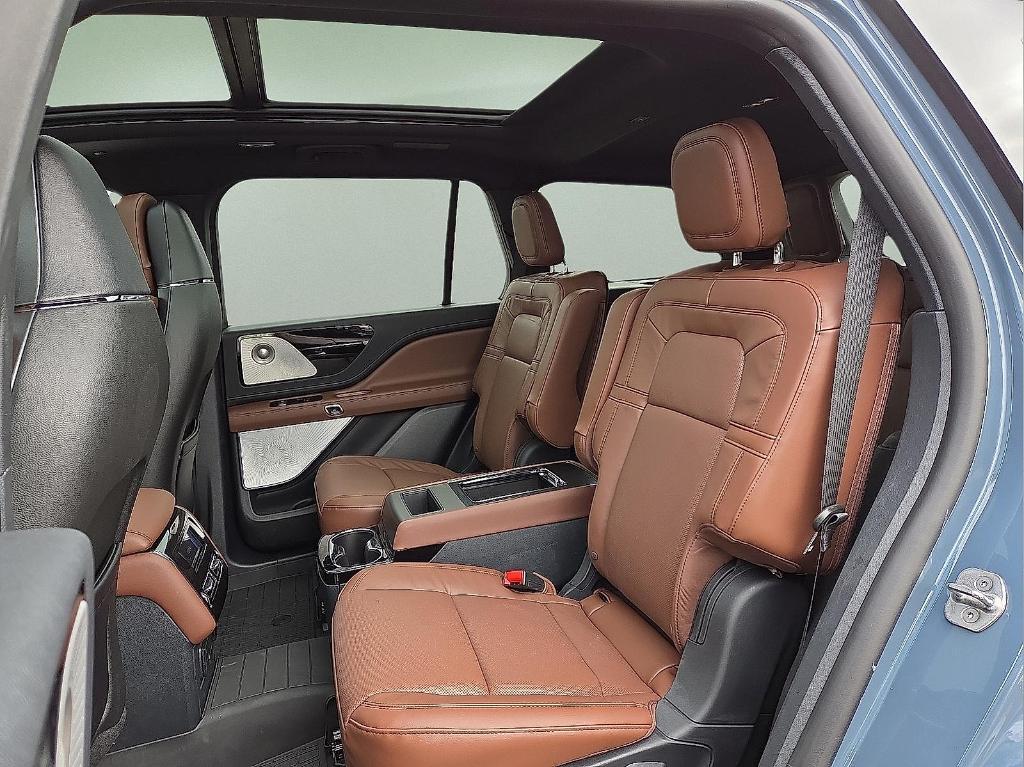 new 2026 Lincoln Aviator car, priced at $79,899