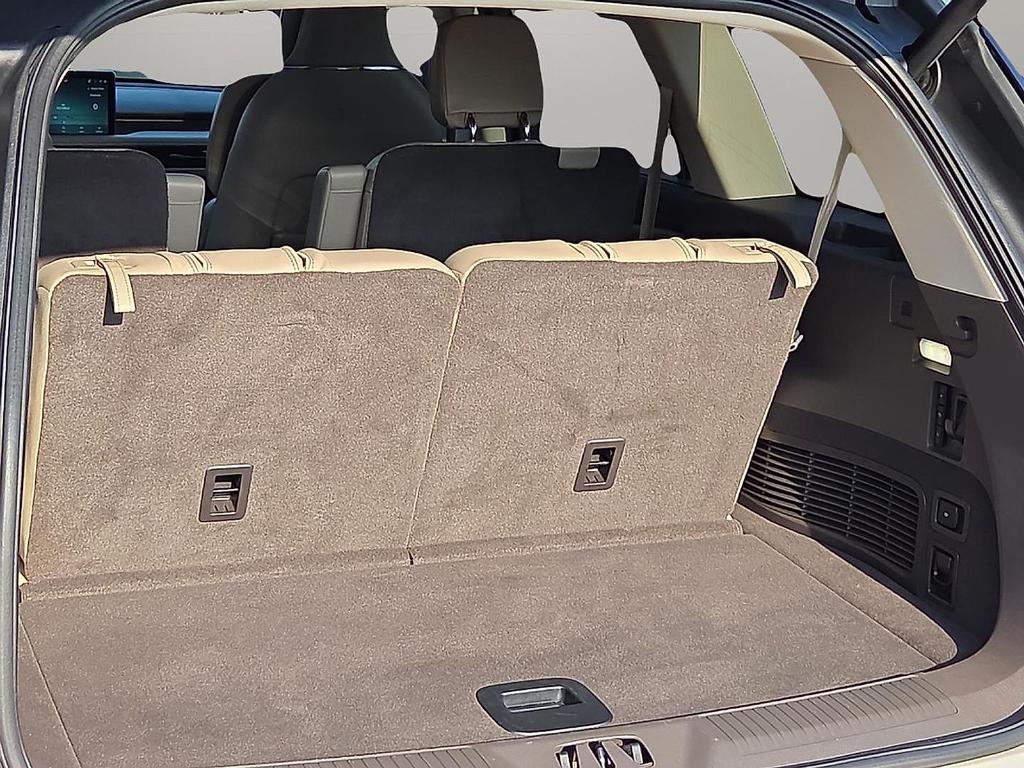 used 2023 Lincoln Aviator car, priced at $43,271