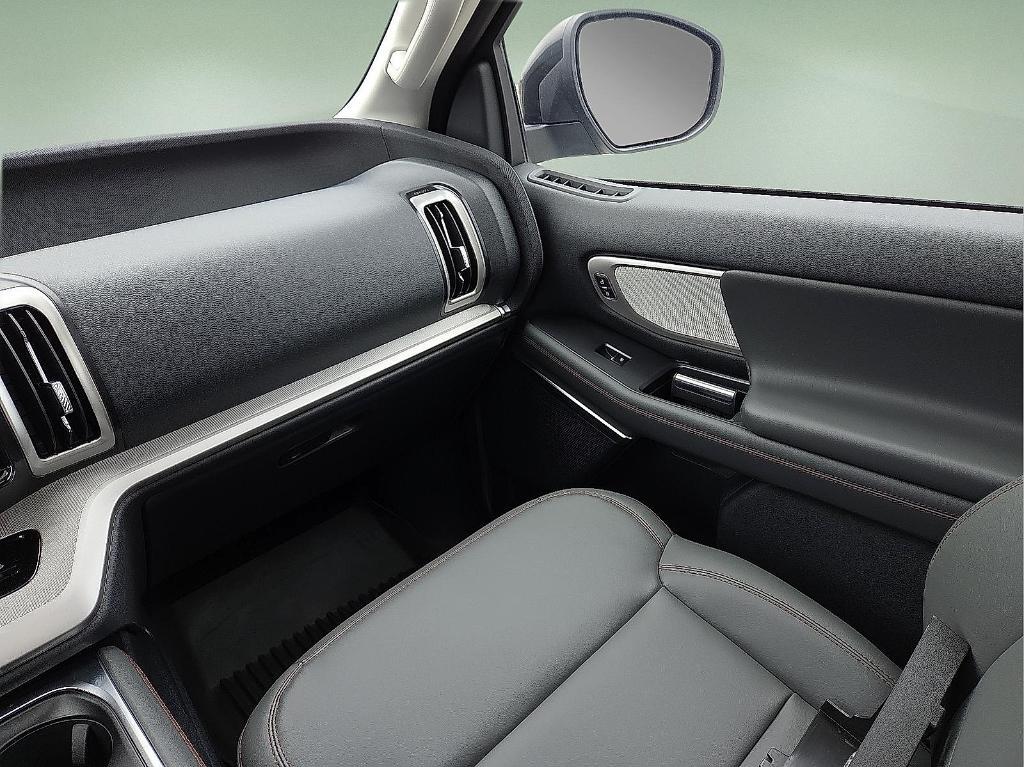 new 2025 Ford Expedition car, priced at $69,988