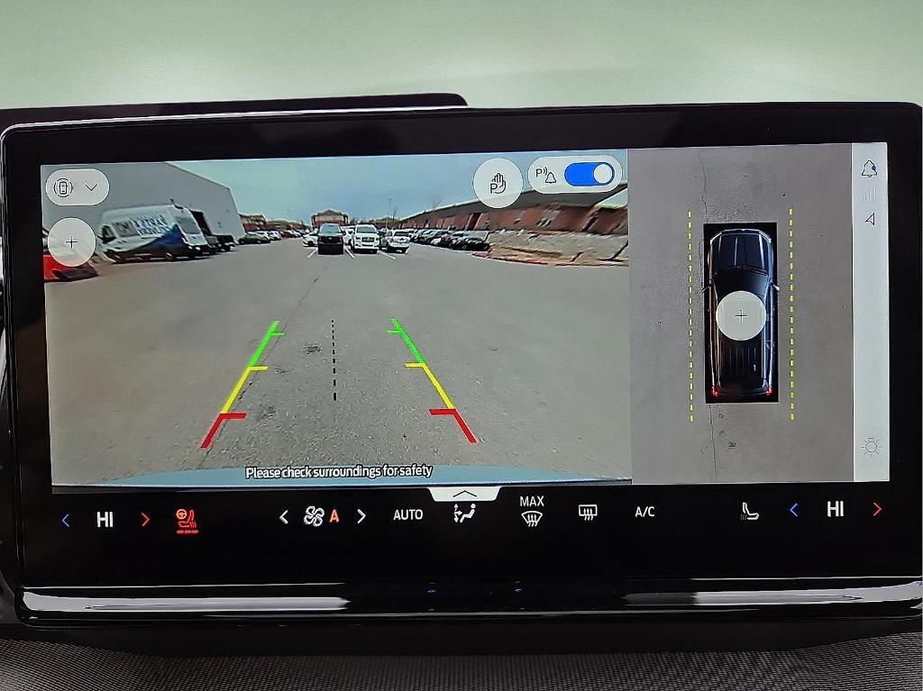 new 2025 Ford Expedition car, priced at $69,988