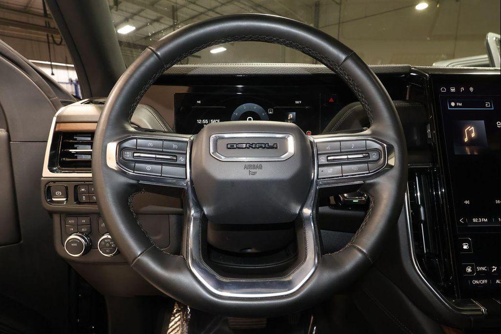 used 2025 GMC Yukon car, priced at $69,672