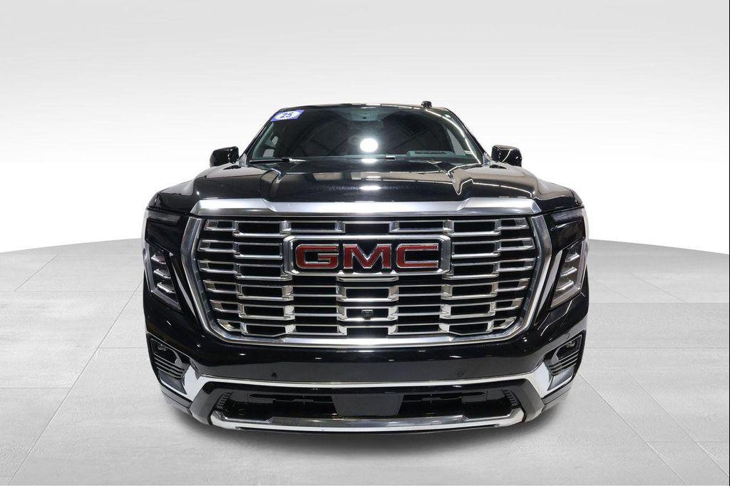 used 2025 GMC Yukon car, priced at $69,672