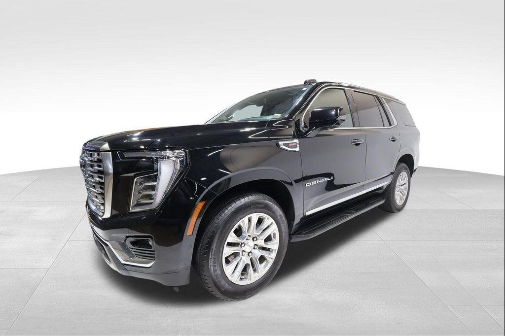 used 2025 GMC Yukon car, priced at $69,672