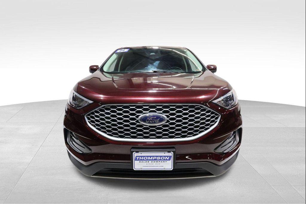 2024 Burgundy Velvet Metallic Tinted Clearcoat Ford Edge