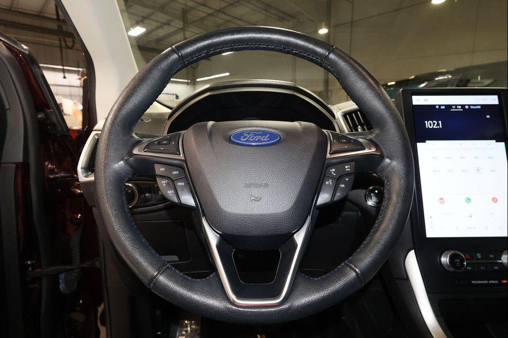 2024 Burgundy Velvet Metallic Tinted Clearcoat Ford Edge