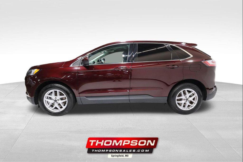 2024 Burgundy Velvet Metallic Tinted Clearcoat Ford Edge