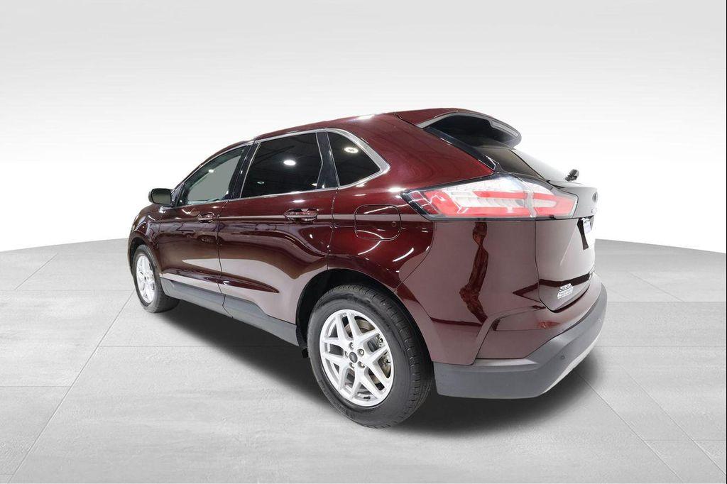 2024 Burgundy Velvet Metallic Tinted Clearcoat Ford Edge