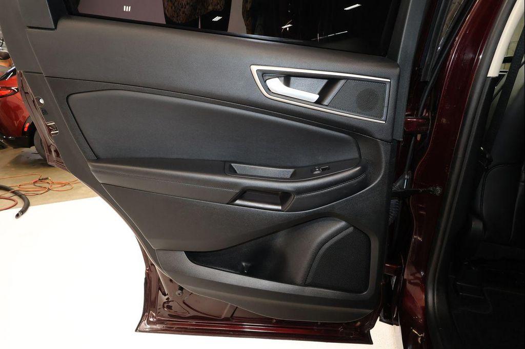 2024 Burgundy Velvet Metallic Tinted Clearcoat Ford Edge