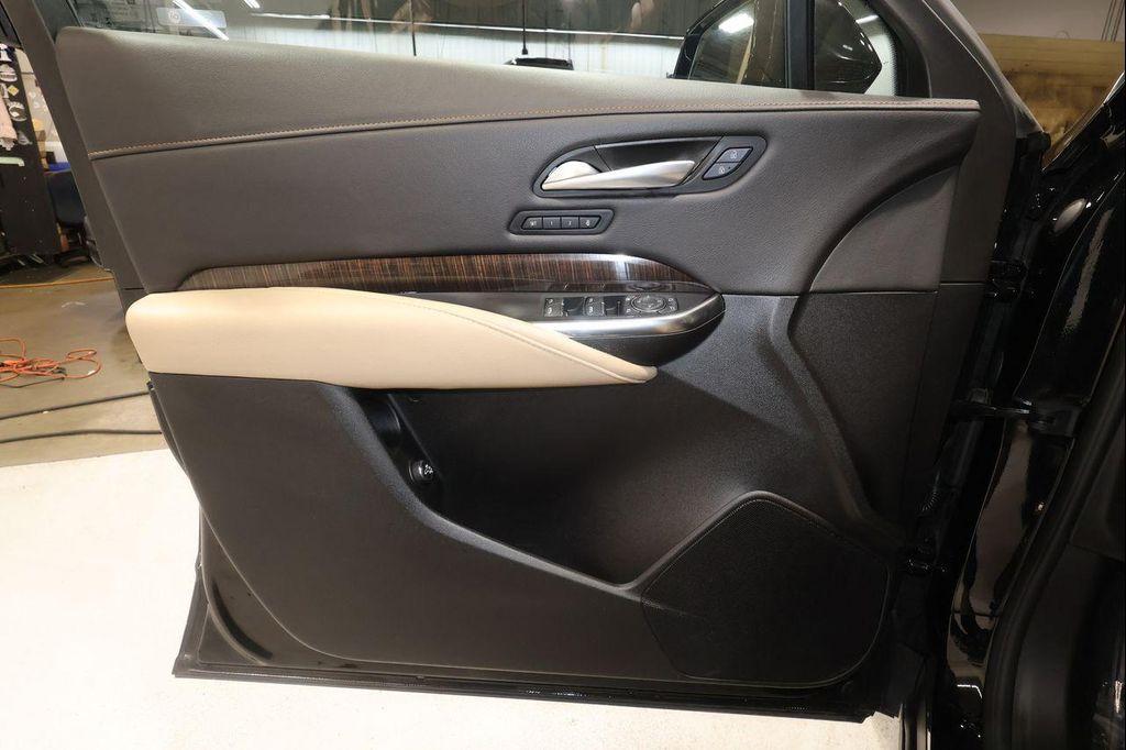 used 2025 Cadillac XT4 car, priced at $34,192