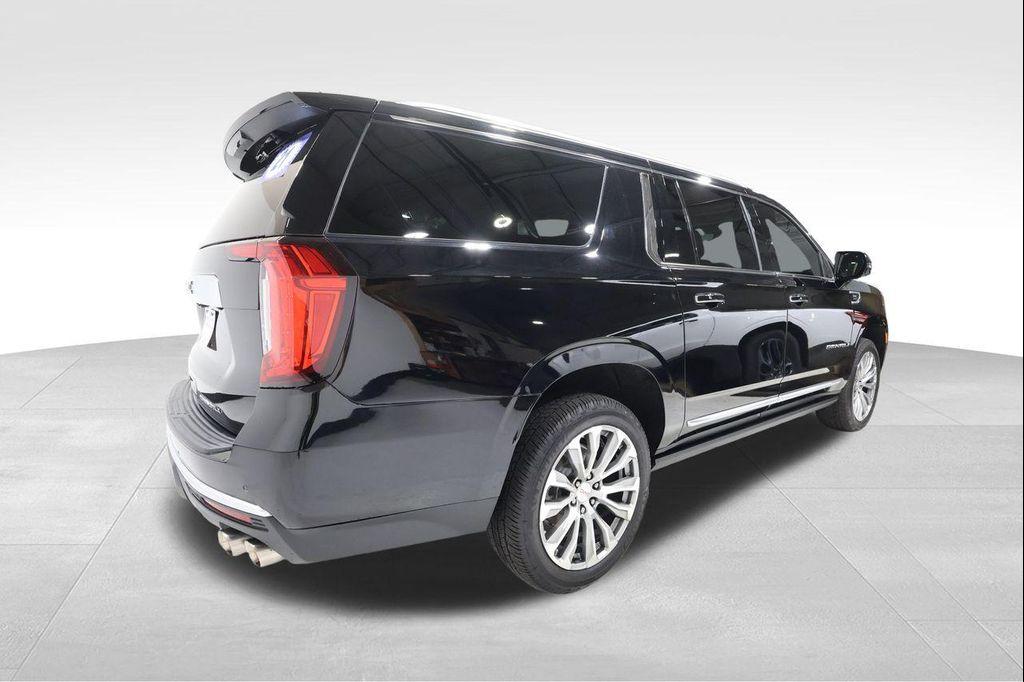used 2021 GMC Yukon XL car, priced at $43,099