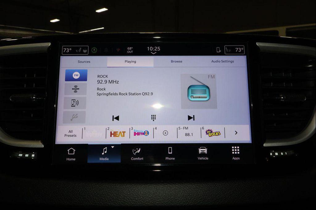 used 2025 Chrysler Pacifica car, priced at $26,899