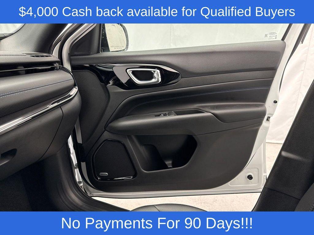 new 2025 Jeep Compass car, priced at $31,311