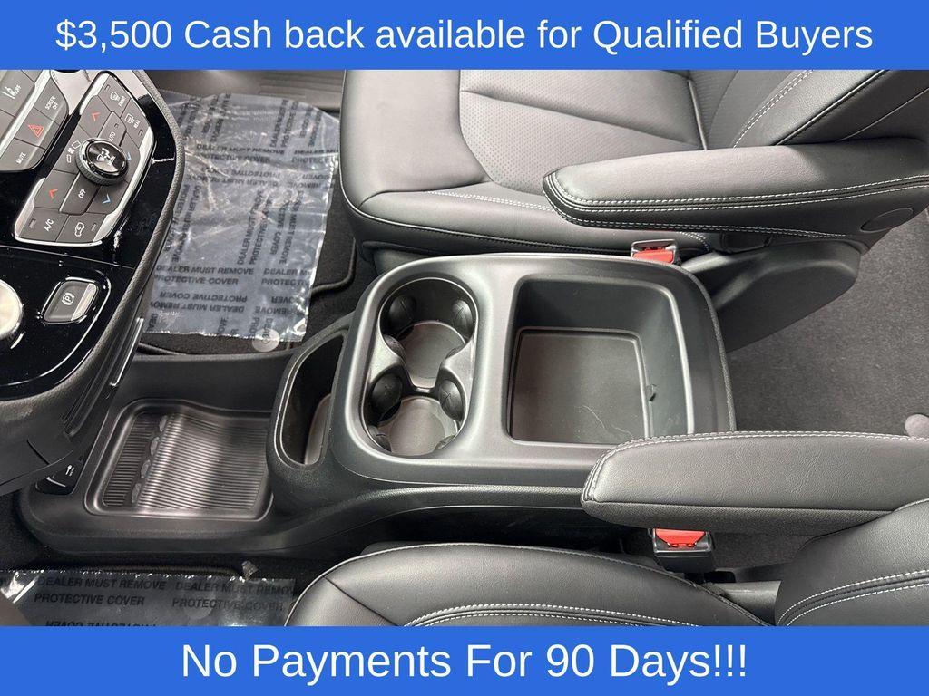 new 2026 Chrysler Pacifica car, priced at $44,685