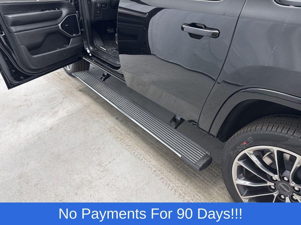 new 2025 Jeep Wagoneer L car, priced at $77,843