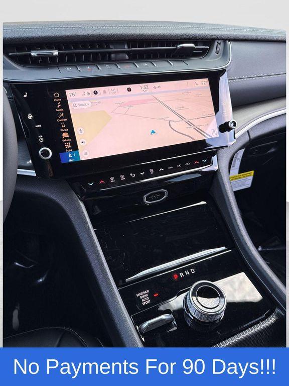 new 2026 Jeep Grand Cherokee car, priced at $45,811