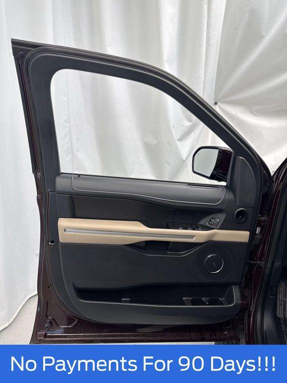 used 2024 Ford Expedition car, priced at $57,498