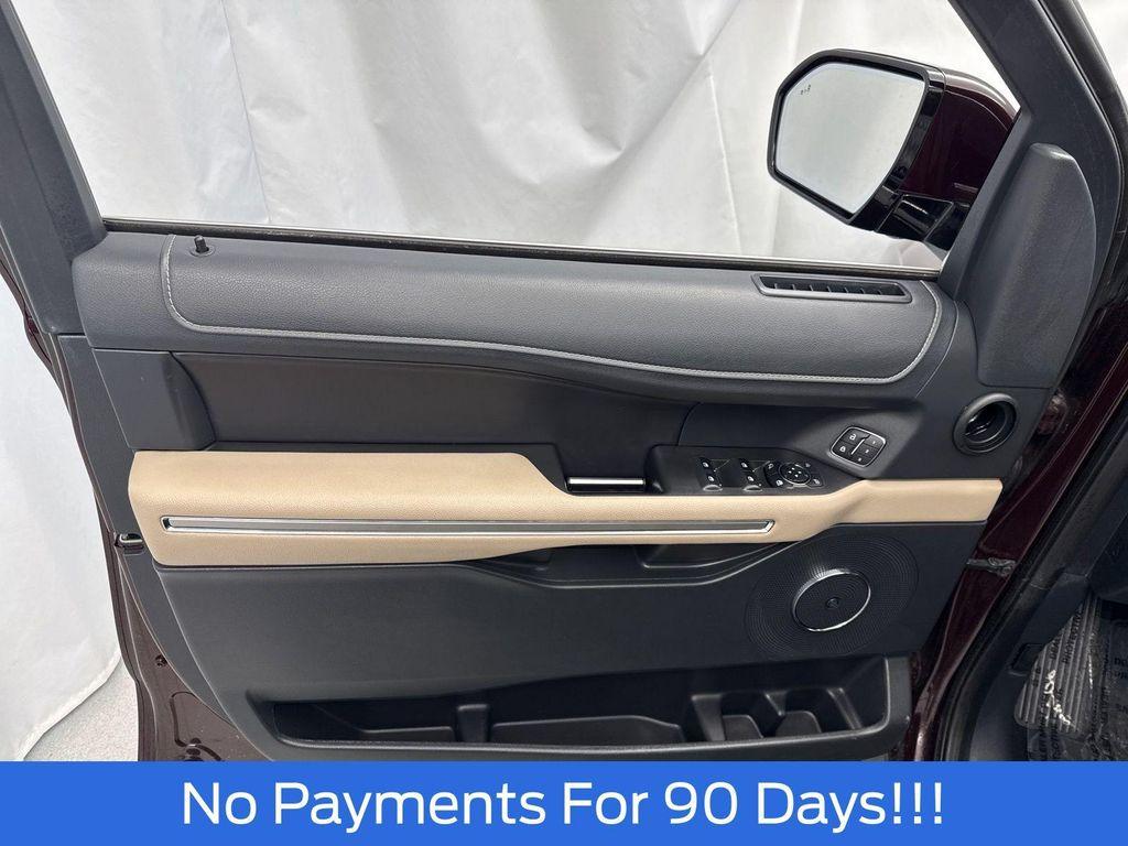 used 2024 Ford Expedition car, priced at $57,498