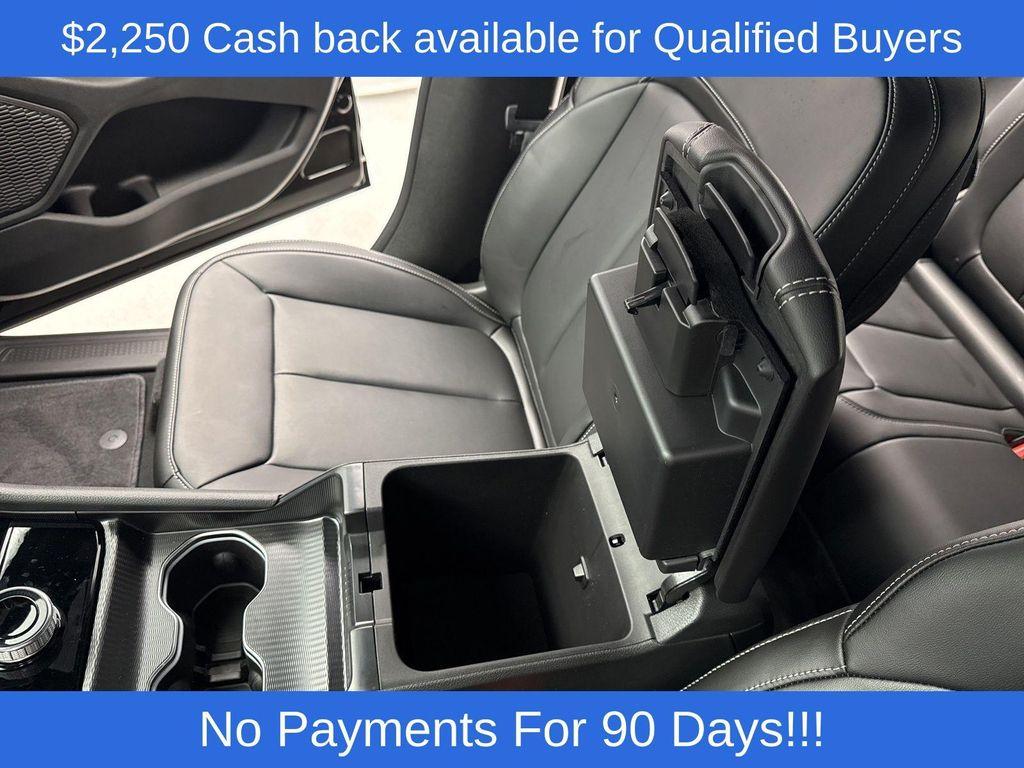 new 2025 Jeep Grand Cherokee car, priced at $41,616