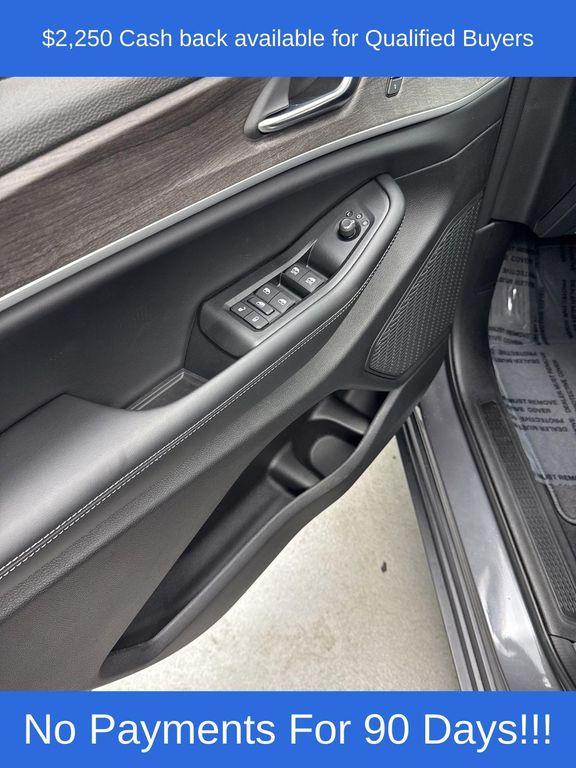 new 2025 Jeep Grand Cherokee car, priced at $47,231