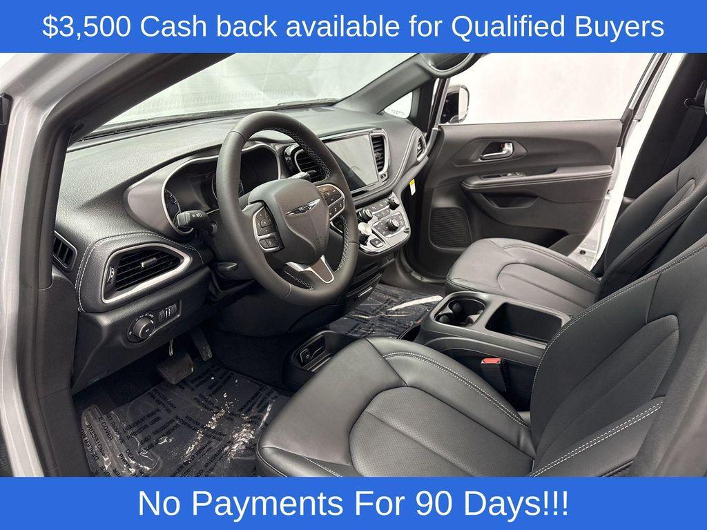 new 2026 Chrysler Pacifica car, priced at $42,229