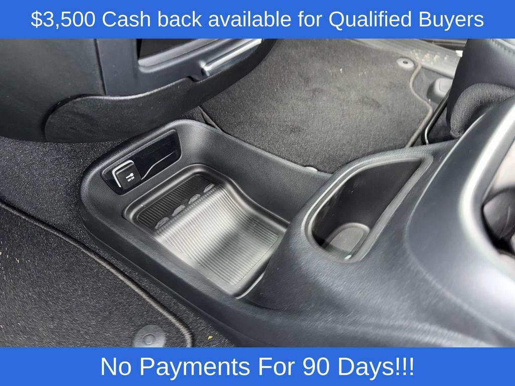 new 2026 Chrysler Pacifica car, priced at $41,861