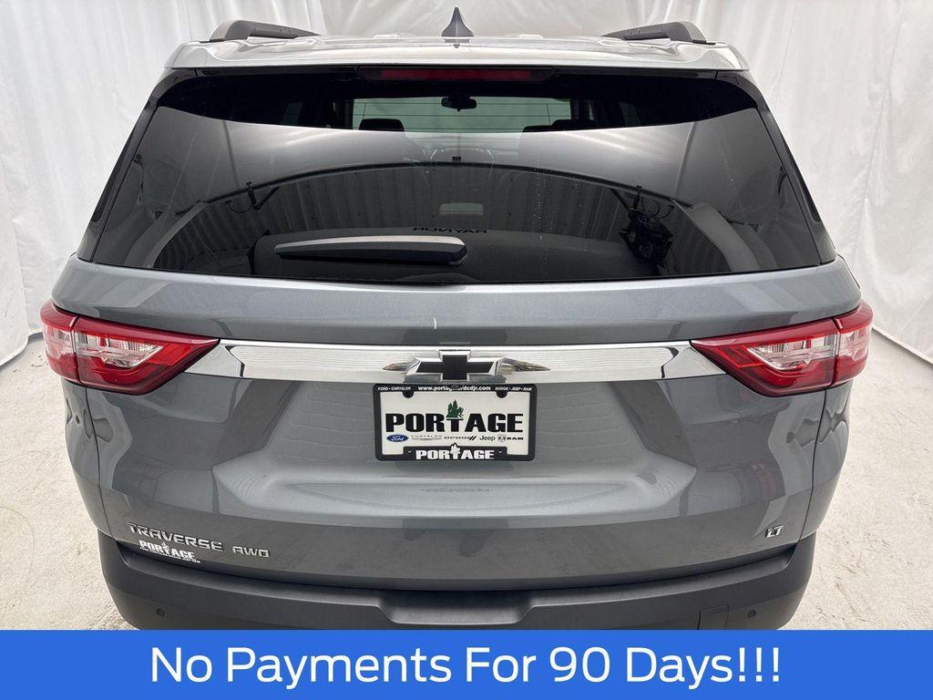 used 2021 Chevrolet Traverse car, priced at $23,498