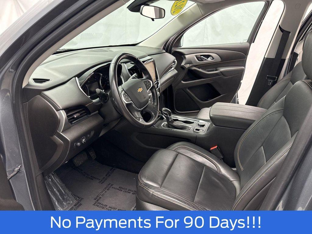 used 2021 Chevrolet Traverse car, priced at $23,498