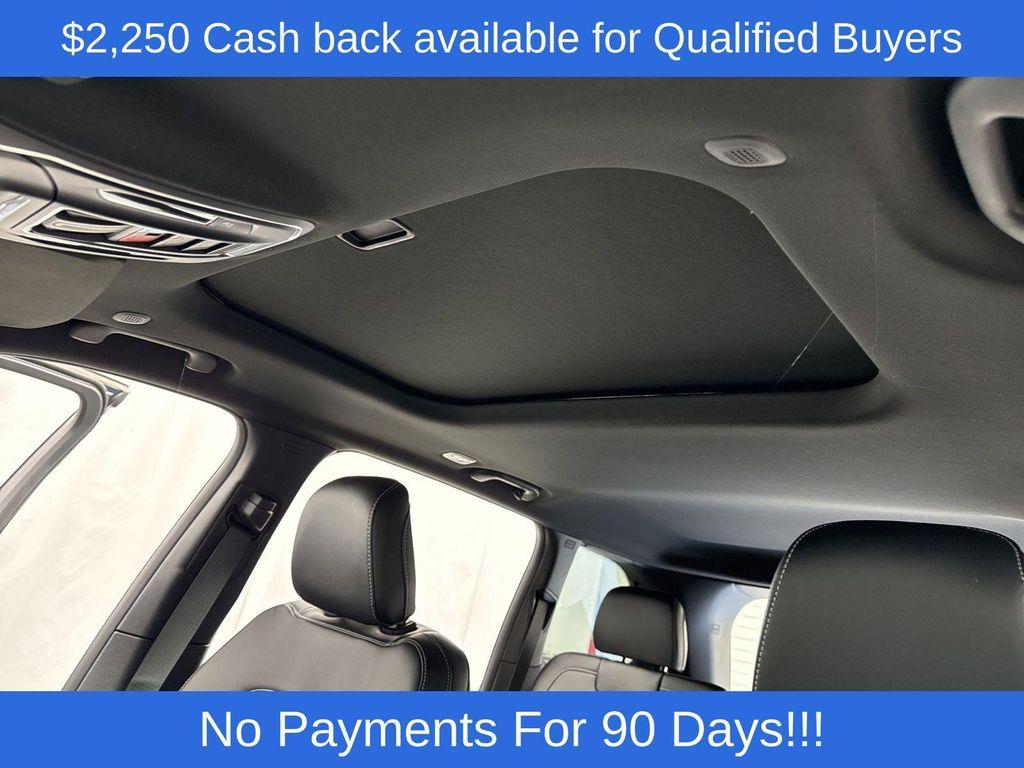 new 2025 Jeep Grand Cherokee car, priced at $42,833