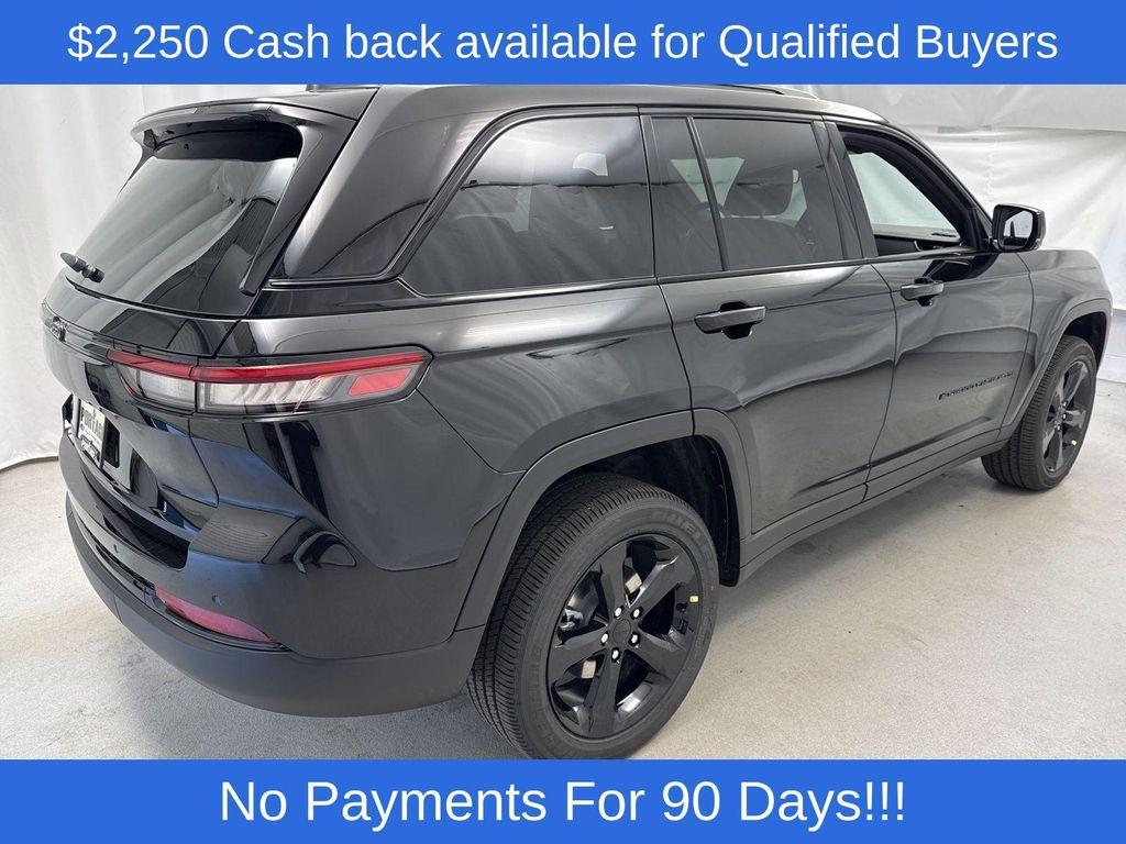 new 2025 Jeep Grand Cherokee car, priced at $42,833