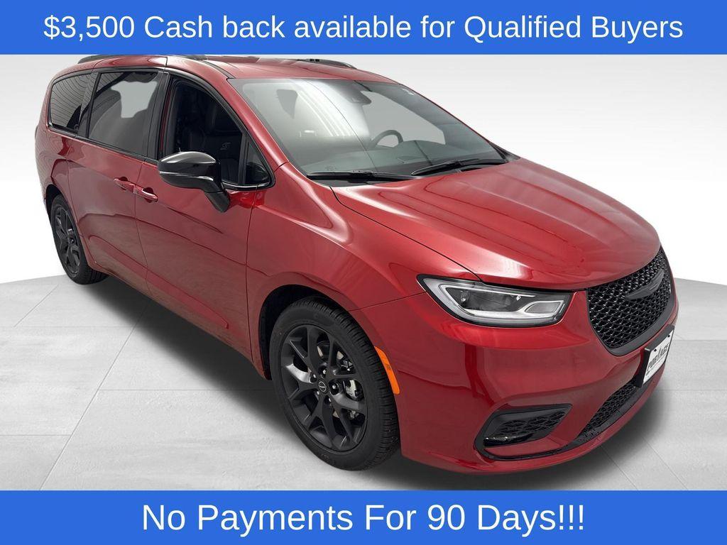 new 2026 Chrysler Pacifica car, priced at $42,121