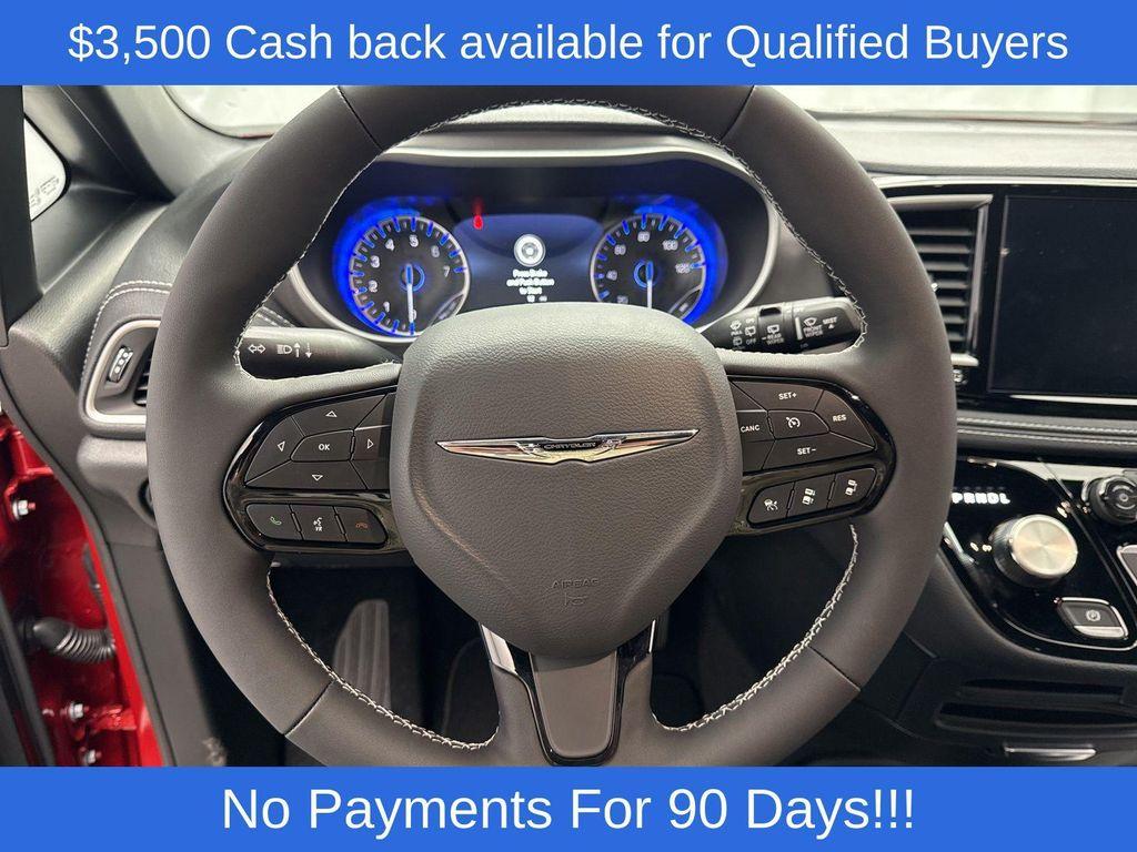 new 2026 Chrysler Pacifica car, priced at $44,821