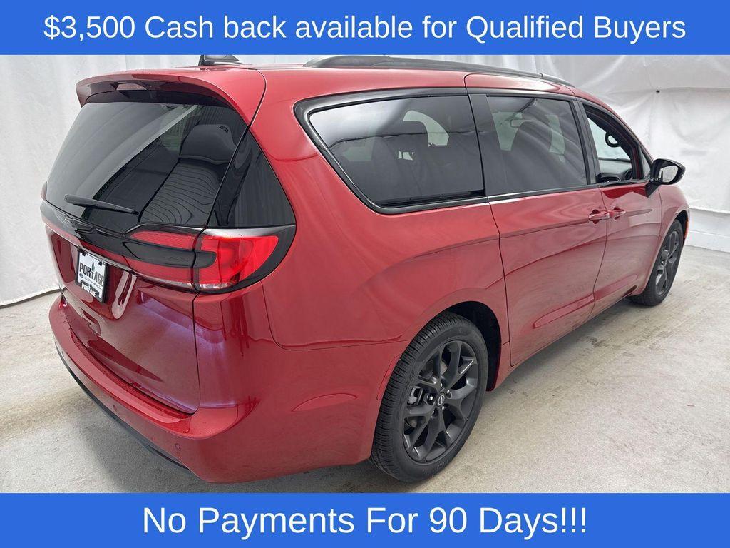 new 2026 Chrysler Pacifica car, priced at $44,821
