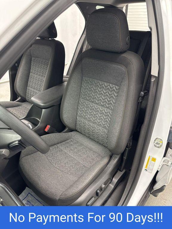 used 2023 Chevrolet Equinox car, priced at $19,498