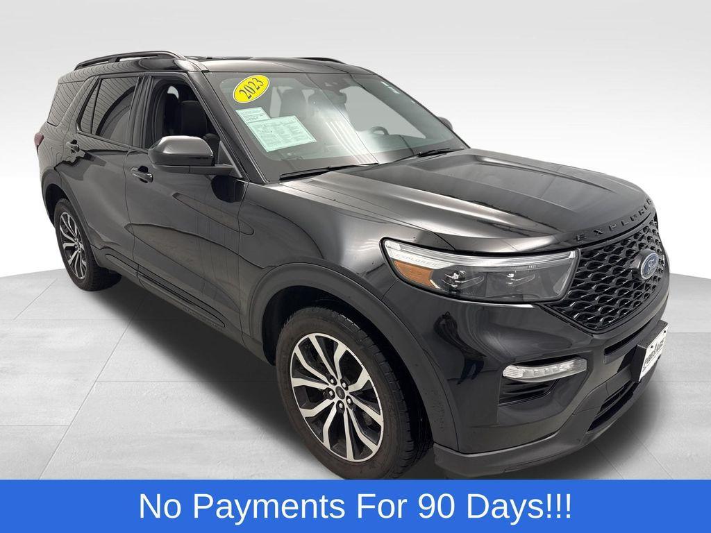 used 2023 Ford Explorer car, priced at $40,498