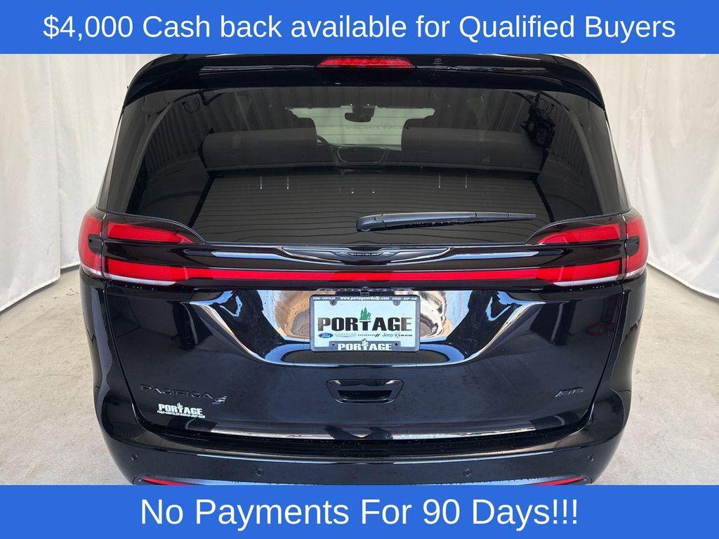 new 2026 Chrysler Pacifica car, priced at $45,514