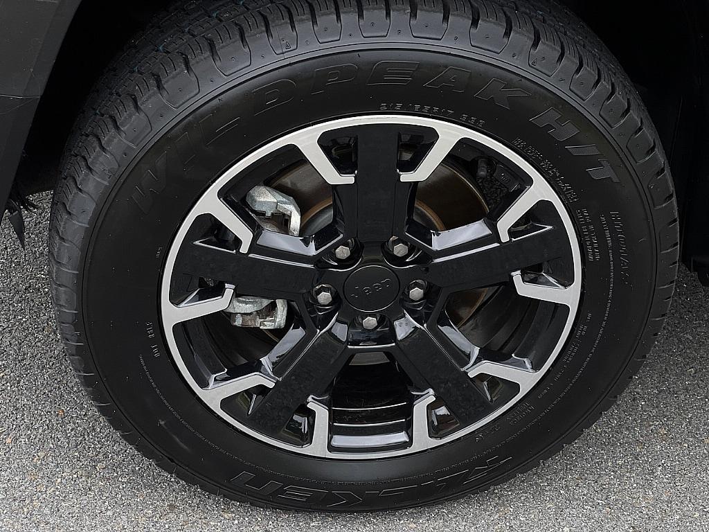 used 2023 Jeep Renegade car, priced at $19,887