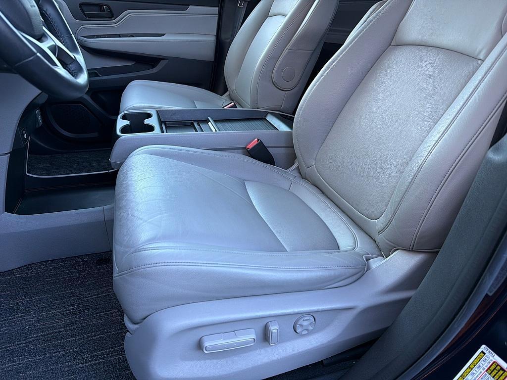 used 2023 Honda Odyssey car, priced at $36,338