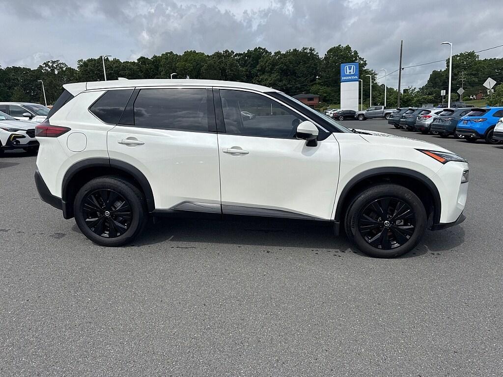 used 2021 Nissan Rogue car, priced at $22,886