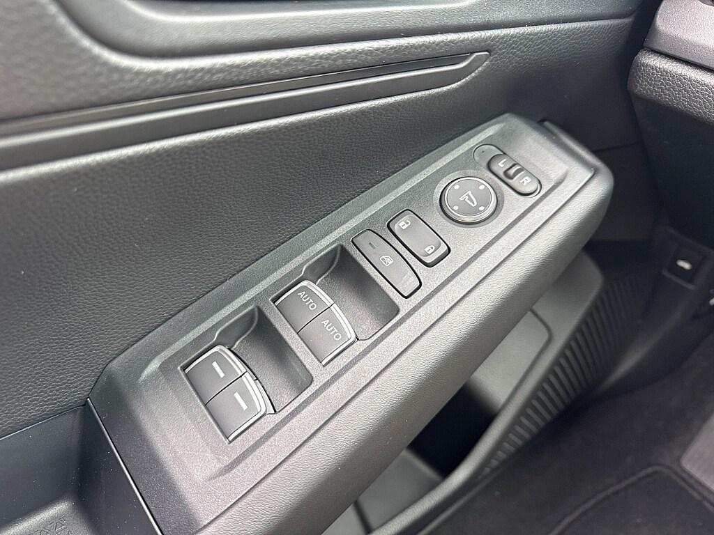 new 2025 Honda Accord car, priced at $33,985