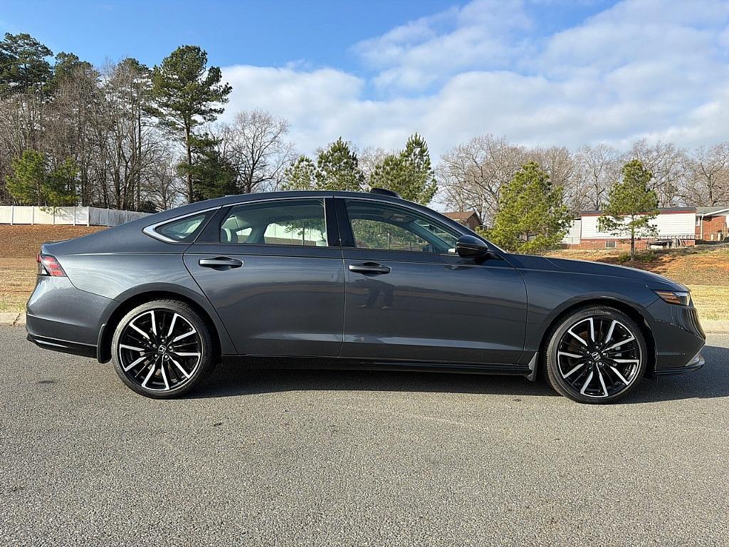 used 2024 Honda Accord Hybrid car, priced at $35,519