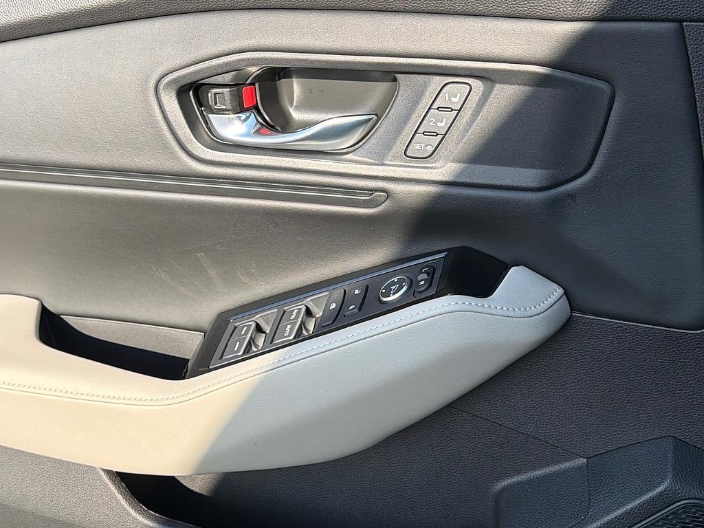 used 2024 Honda Accord Hybrid car, priced at $35,519