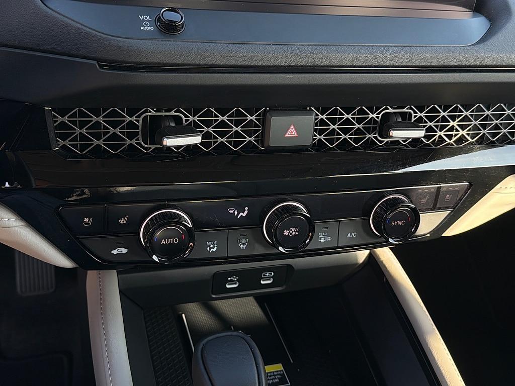 used 2024 Honda Accord Hybrid car, priced at $35,519