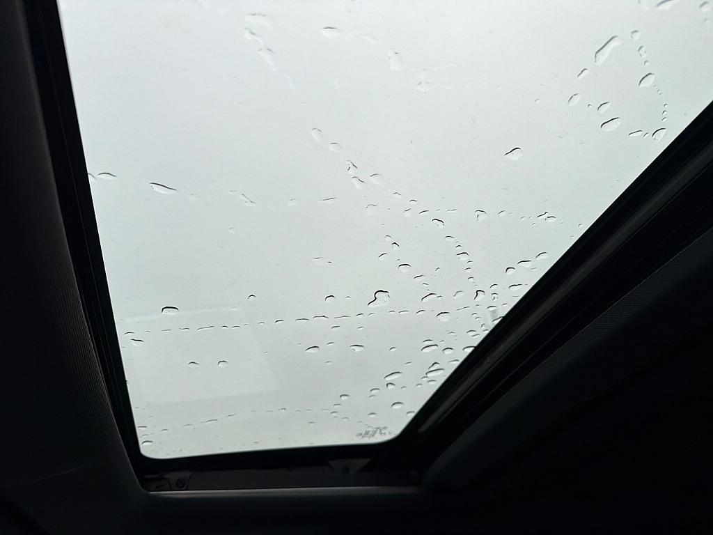 used 2024 Honda CR-V Hybrid car, priced at $32,266